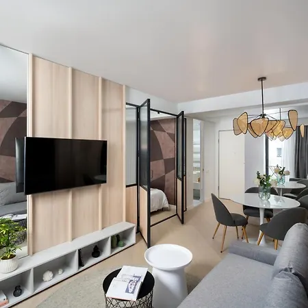 North By Urbanesq Cortina E Apartament